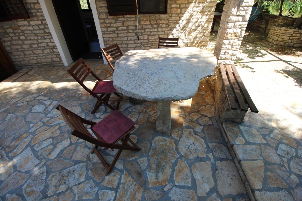 Stone House Skrivena Villa Pridraga Eksteriør billede